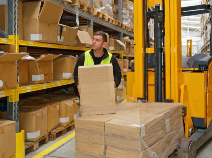 亚马逊企业购这波 AI + 物流更新，卖家要了解什么？